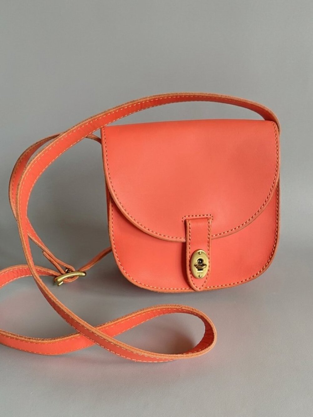 Fossil Mini Austin Leather Turn Lock Saddle Flap Crossbody Bag Coral Salmon
